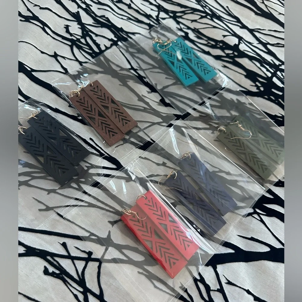 Wooden boho earrings, laser cut geometric botanical patterns, lightweight - Picture 3 of 14